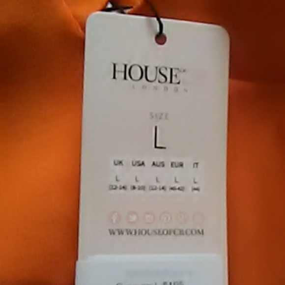 Dress - Picture 2 of 3